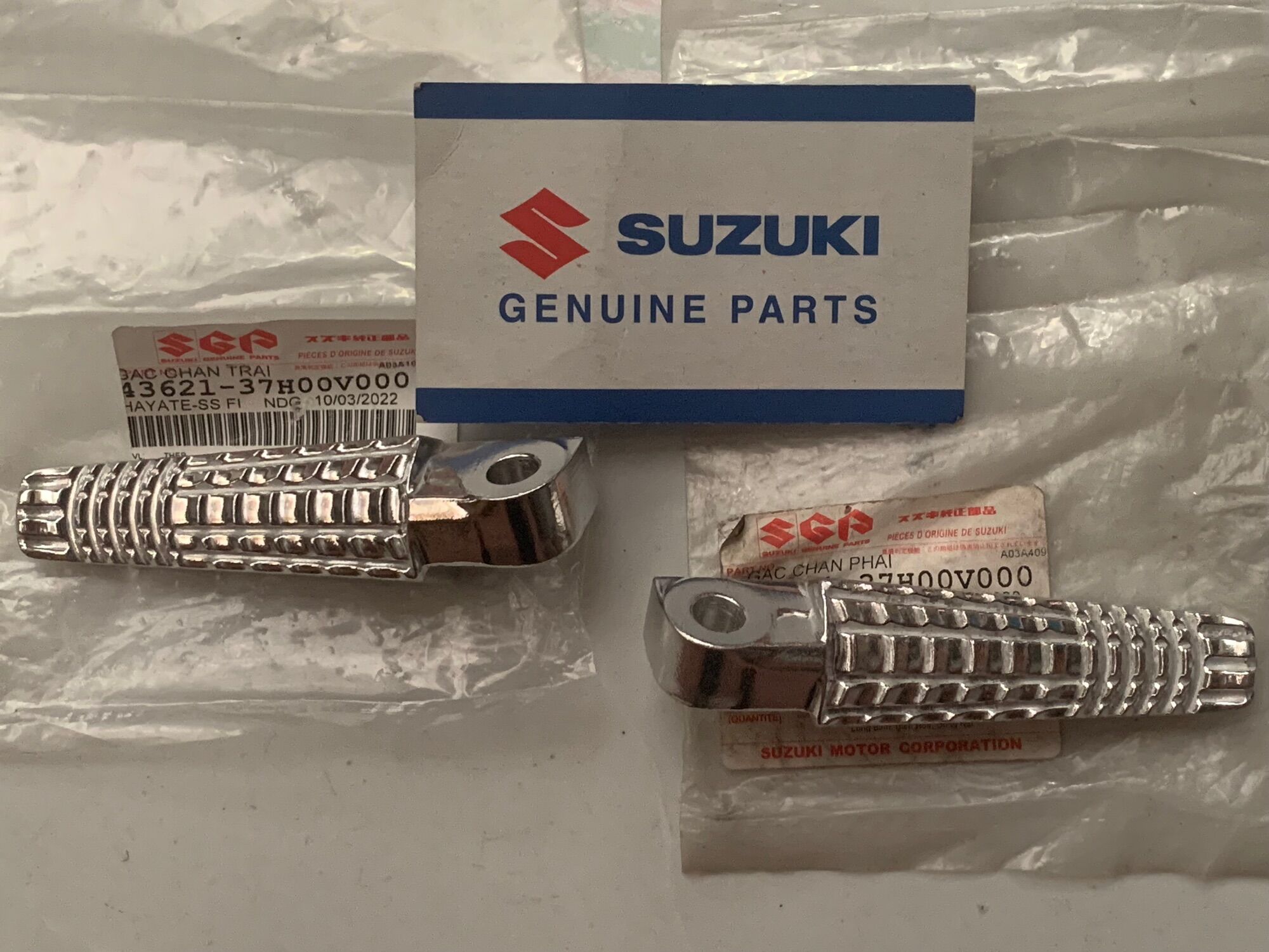 Nhôm gác chân sau hayate ss impulse 125 suzuki chính hãng