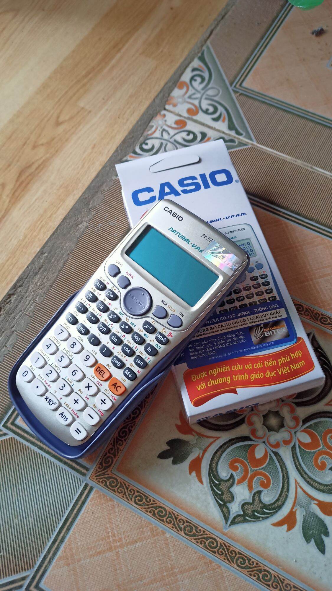 Máy tính casio fx- 570 vn plus