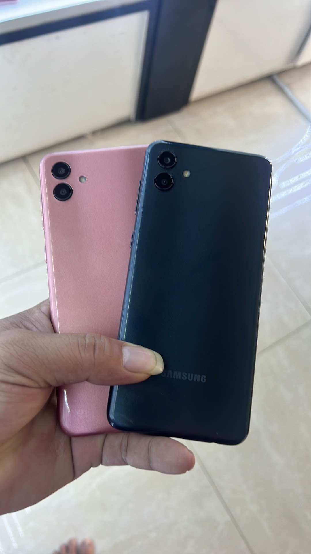Samsung Galaxy A04 Ram 4GB bộ nhớ 64GB máy zin đẹp 99 chính hãng full chức năng kèm ốp lưng