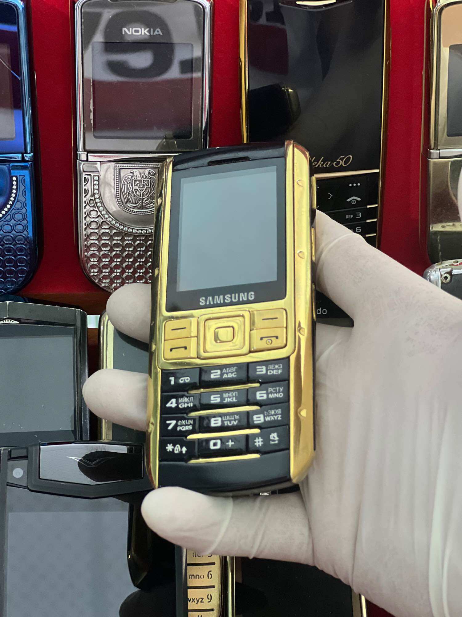 Samsung sgo ( s9402 )