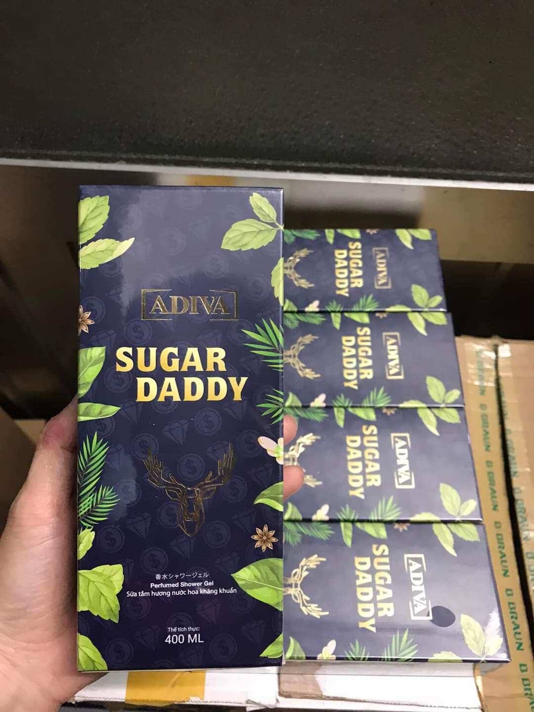 Sữa tắm Adiva Hương nước Hoa Kháng Khuẩn cho nam Sugar Daddy 400ml
