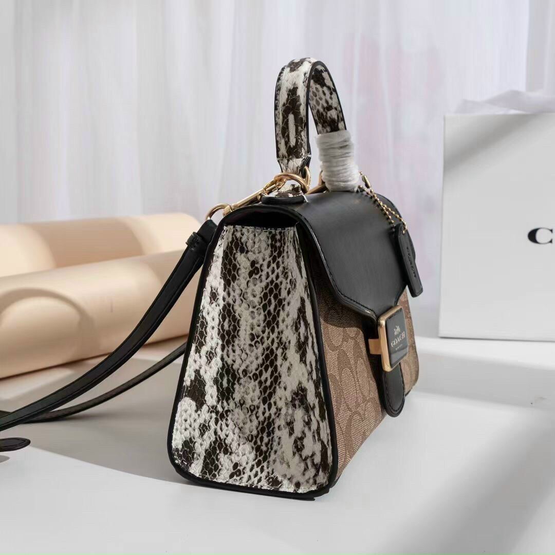 Túi C🅾️ACH PEPPER Satchel bag siêu sang chảnh