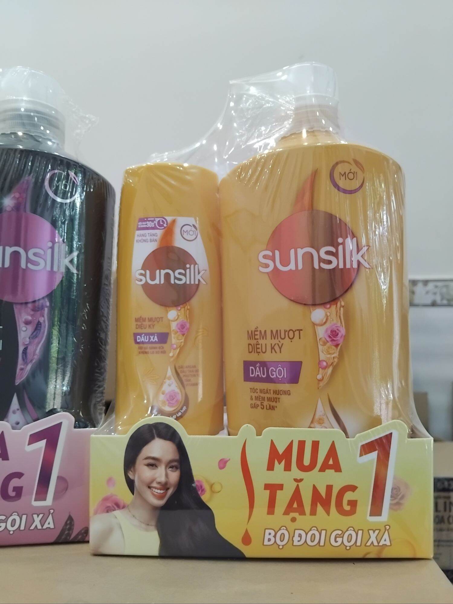 Dầu gội đầu sunsilk mượt tóc (tặng xả 140g)