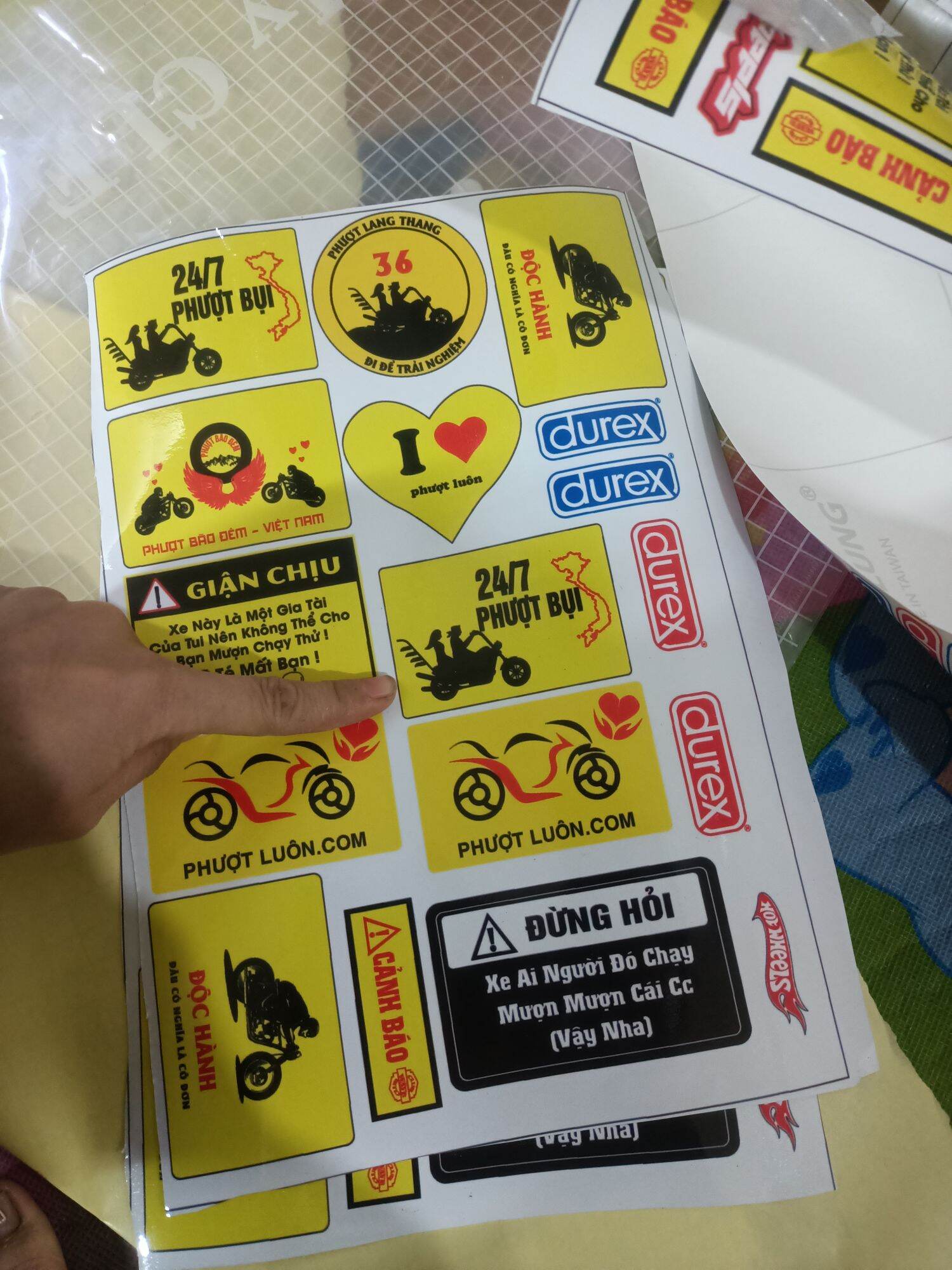 BỘ 15 hình TEM CẢNH BÁO dán xe