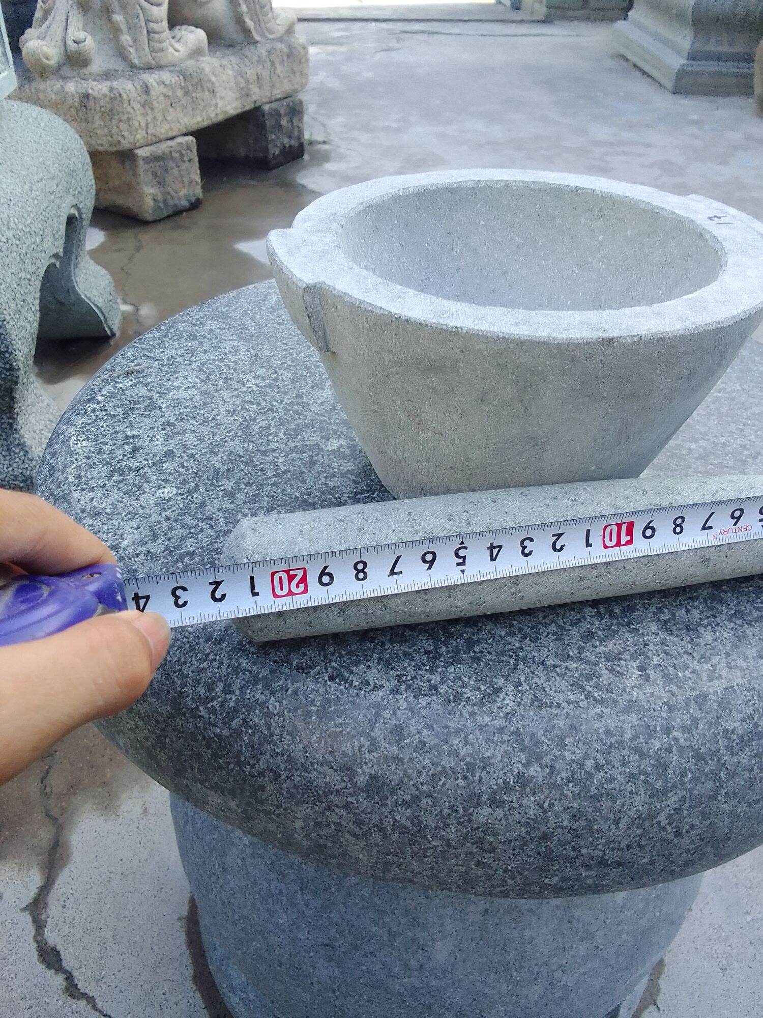 cối và chày đá kích thước 17cm