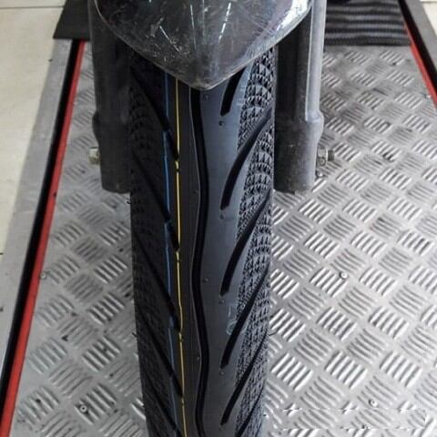 Vỏ maxxis 80/90-14 hoặc 90/90-14