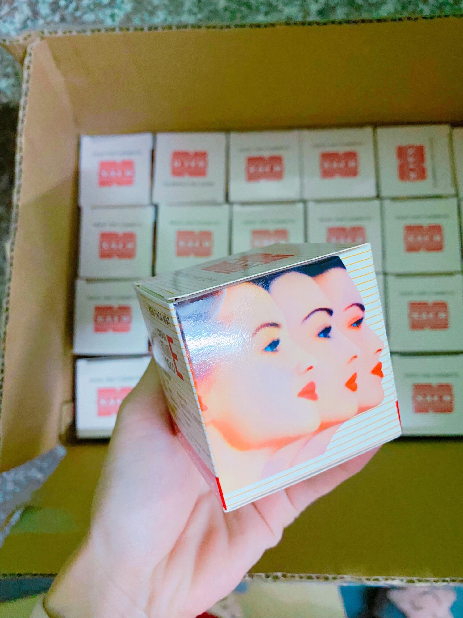 [HCM]Lẻ hủ 45g kem Enaco 3 mặt