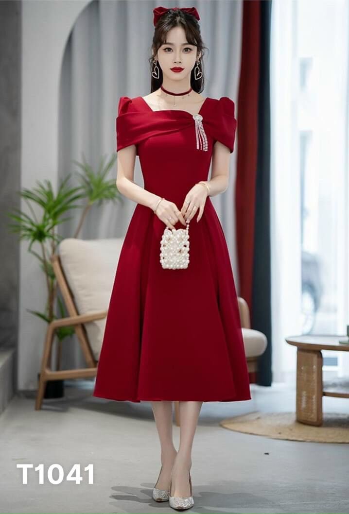 Đầm xoè cao cấp phối phụ kiện