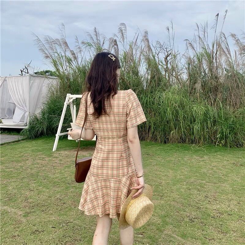 Đầm dạo phố caro xinh xắn BG