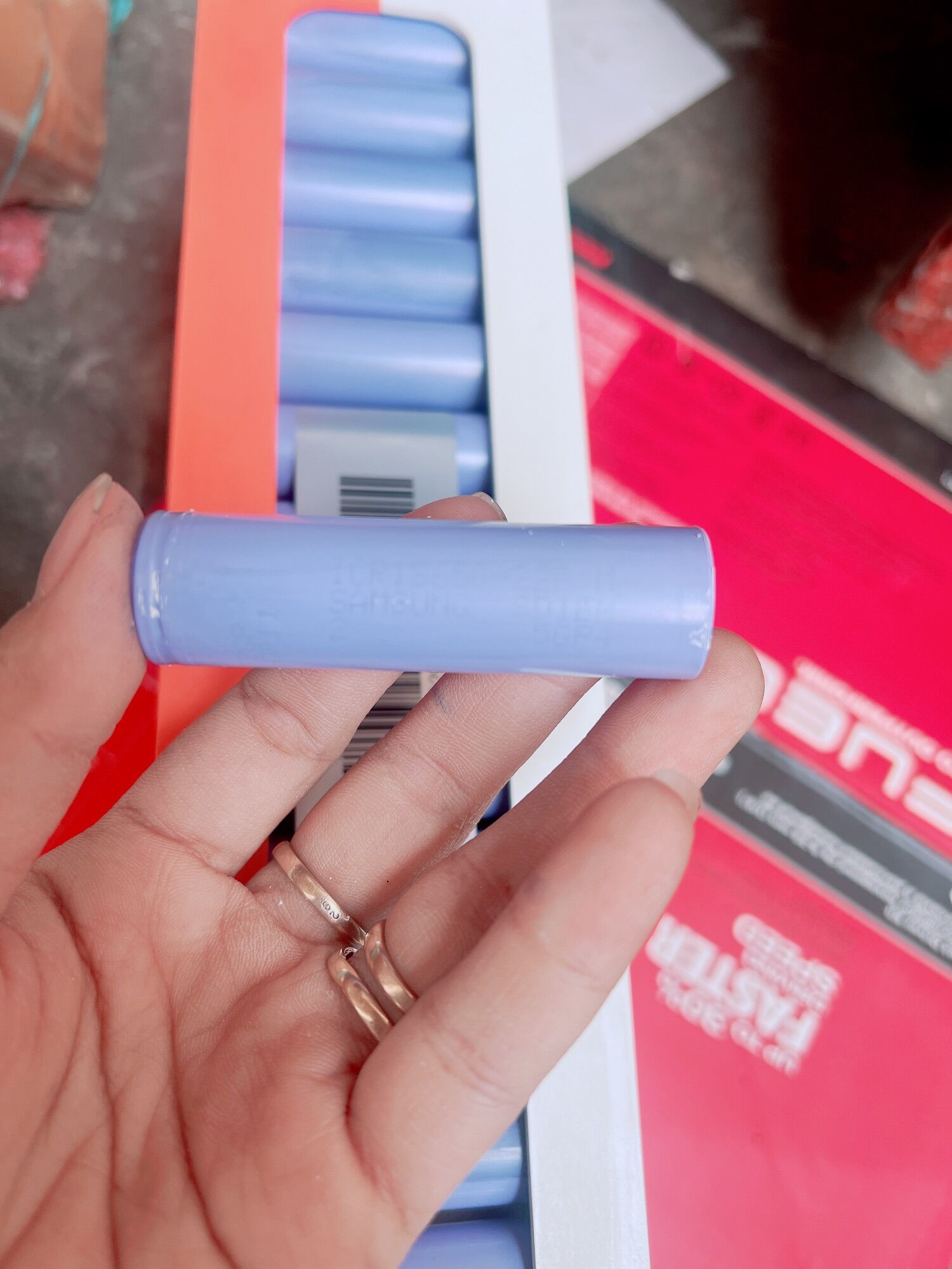 Cell samsung 22p 18650 dung lượng 2200mah