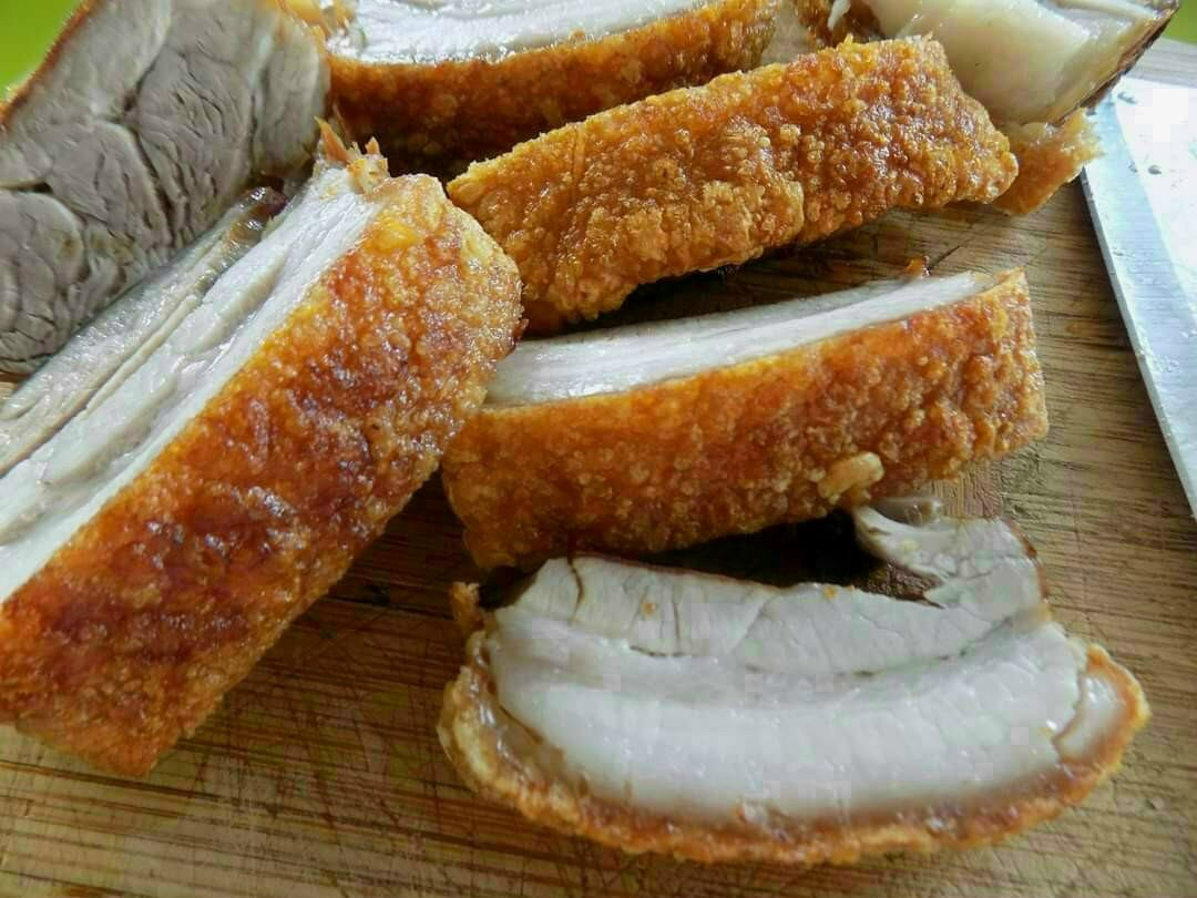 Dụng cụ xăm bì [đâm thịt ướp cho thấm]