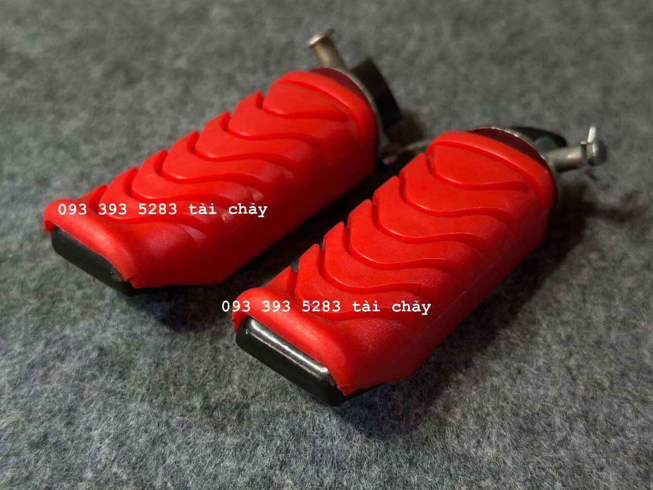 [ 1 CẶP ] GÁC CHÂN CAO SU ĐỎ CHO VISION / VARIO / AB