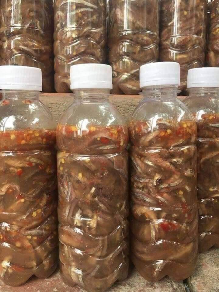 2 chai mắm cái cá cơm nguyên con gia vị sẵn