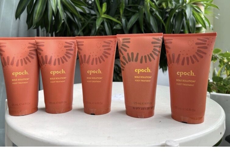 kem tri nứt gót chân Nuskin Epoch Solution treatment nứt gót chân
