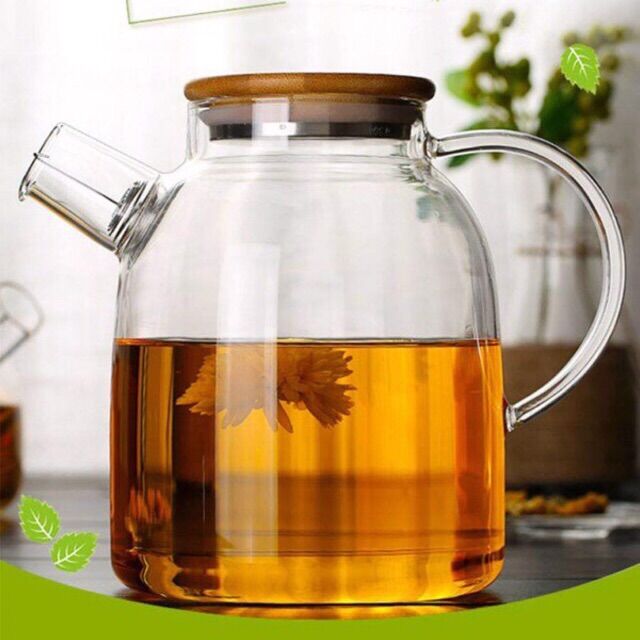 Ấm trà thuỷ tinh nắp tre giả gỗ 1600ml