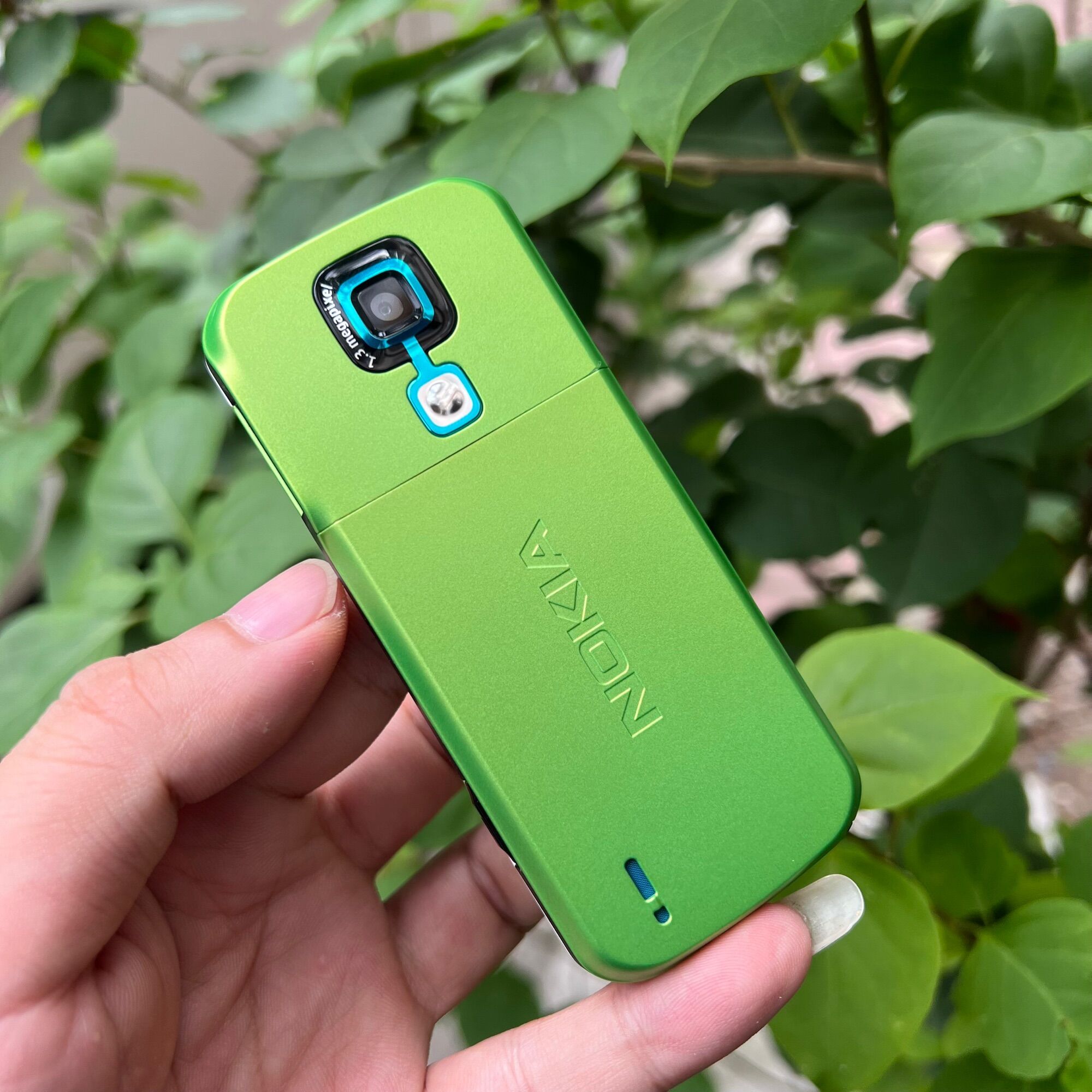 Nokia 5000
