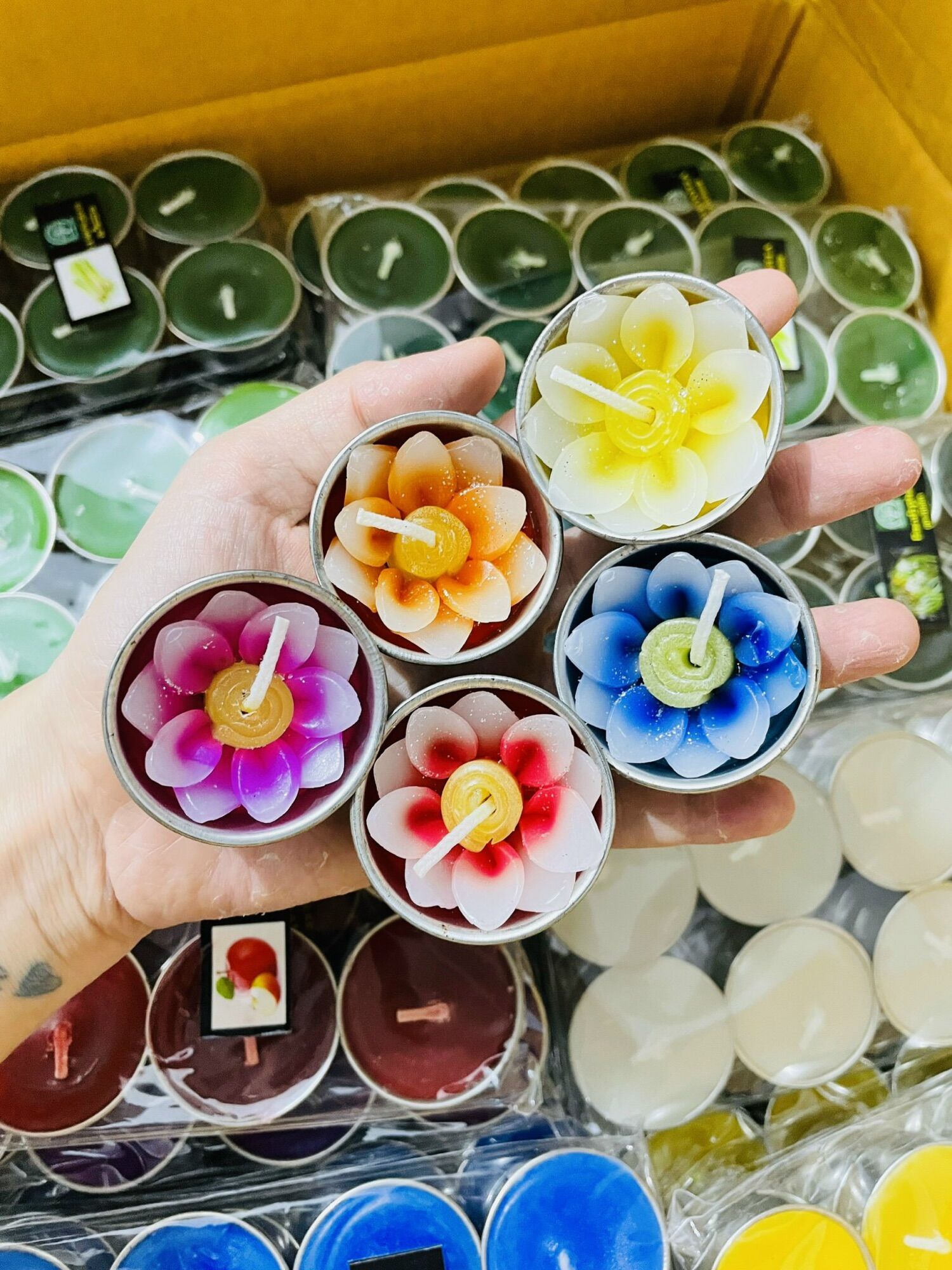 Nến hoa thái lan rất thơm vỉ 10 chén nến