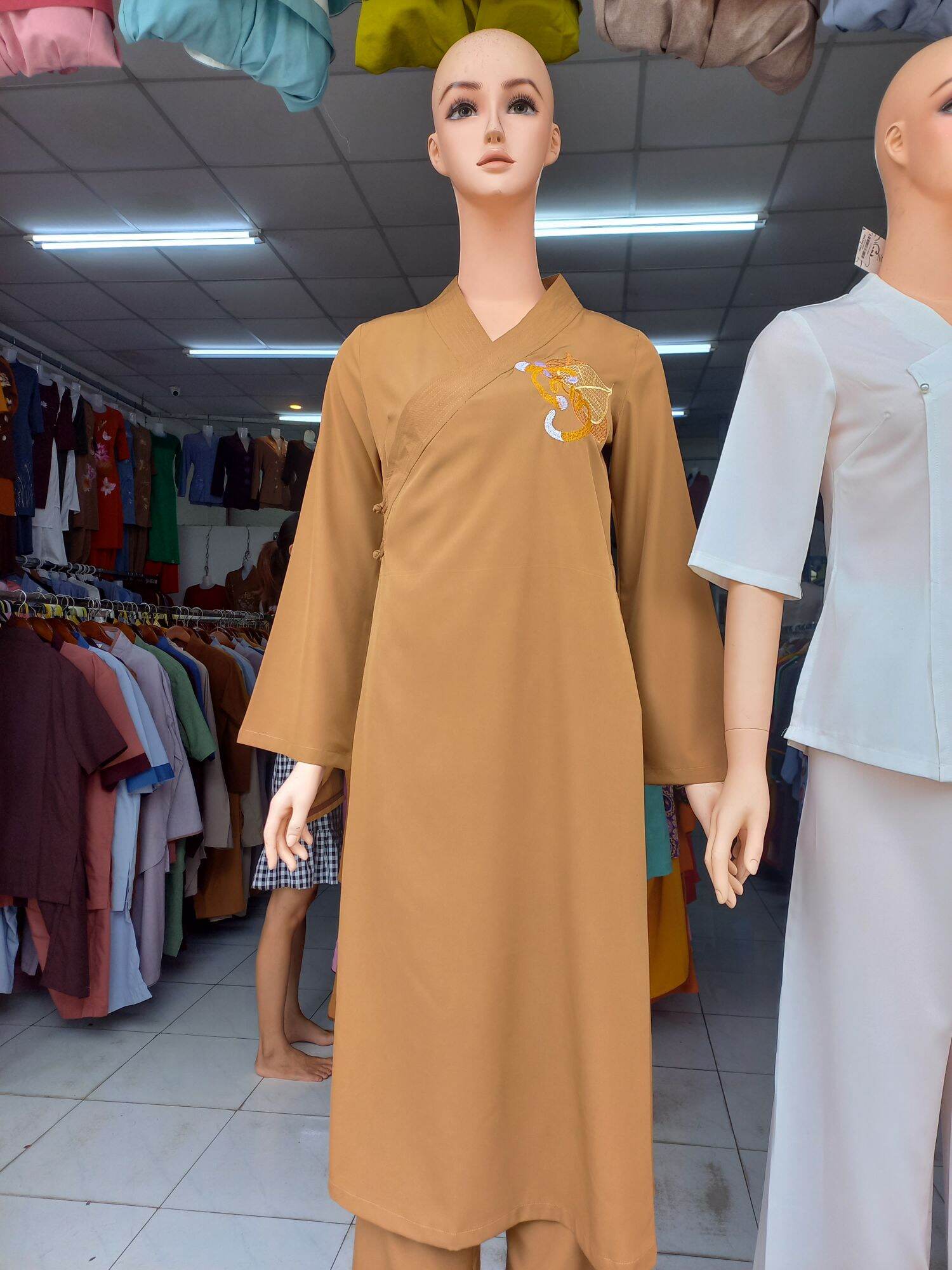 ĐỒ LAM ĐI CHÙA- BỘ ÁO TRÀNG THÊU VẢI KATE LỤA