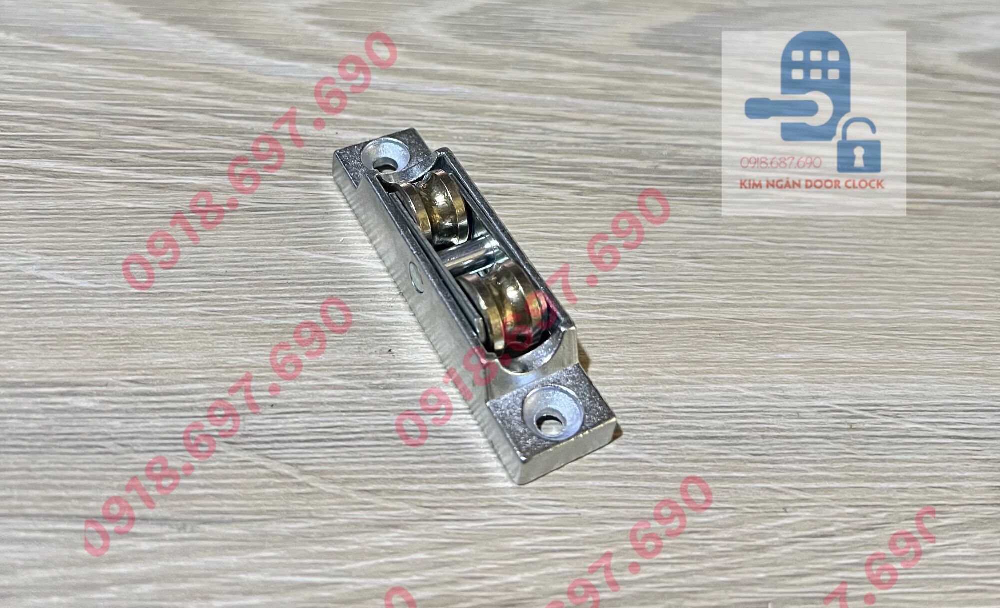 Bánh xe đôi cửa lùa cửa nhựa lõi thép hàng chính hãng