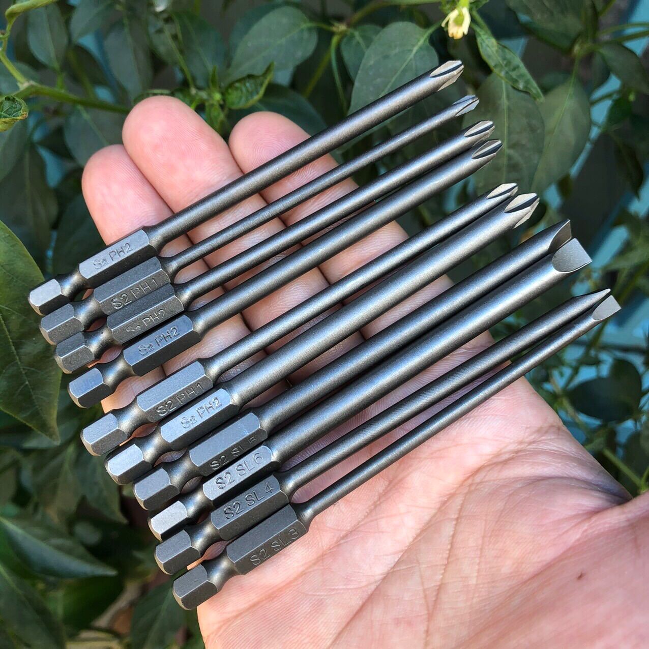 Mũi bắn vít chính hãng có 10 cây, từ tính hút mạnh, nhiều kích cỡ, tiện sử dụng