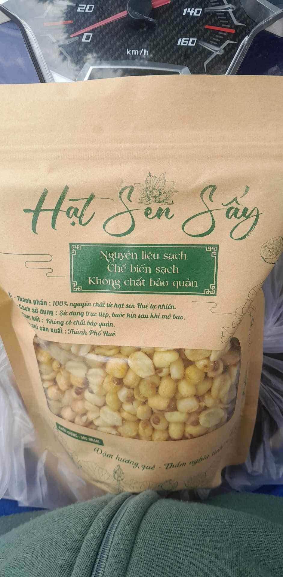 Hạt sen huế sấy giòn túi 500gr ăn liền được chọn từ 100% hạt sen tươi
