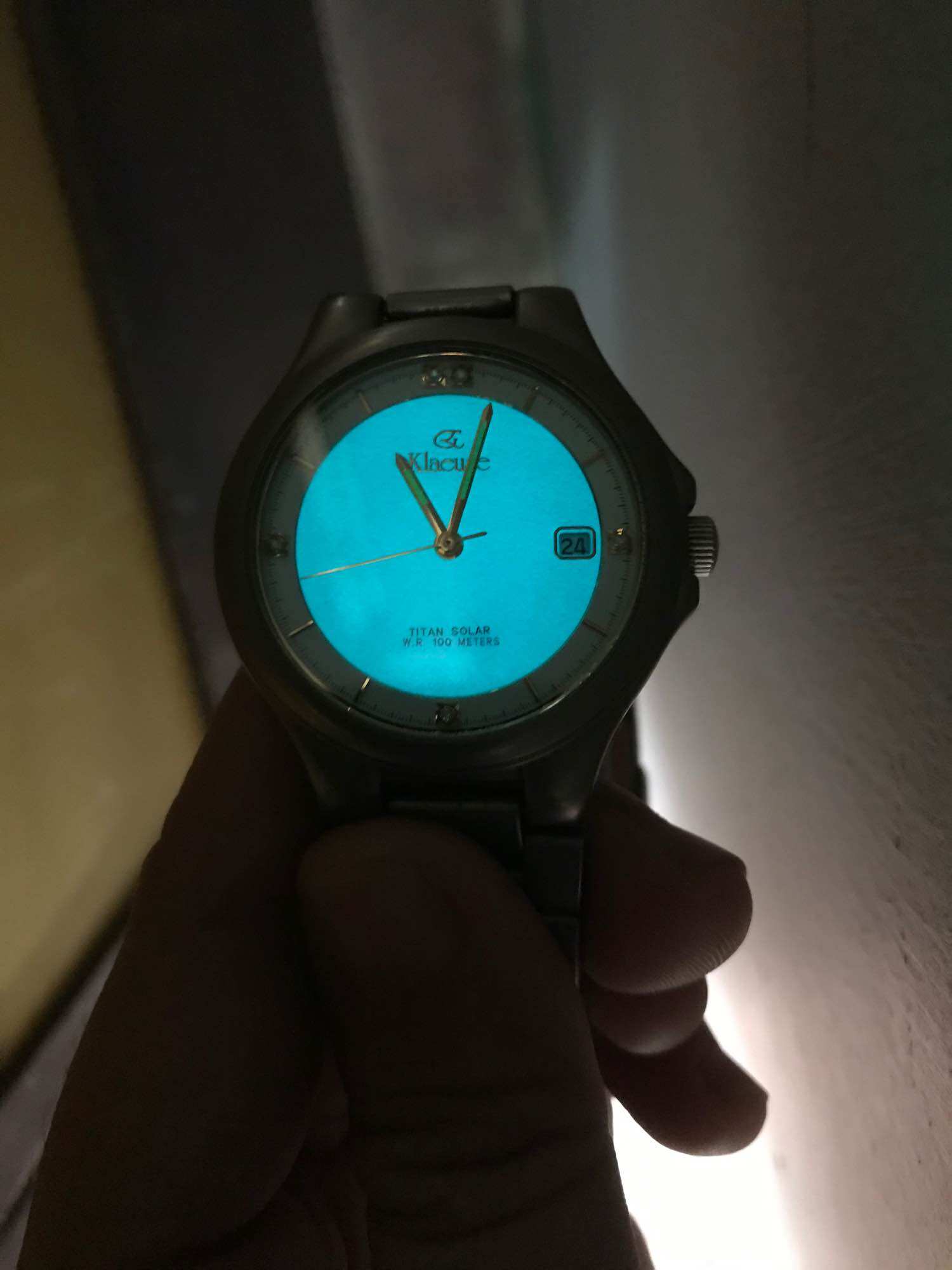 Đồng hồ nam klaeuse mặt dạ quang size 36mm titanium pin solar khoẻ