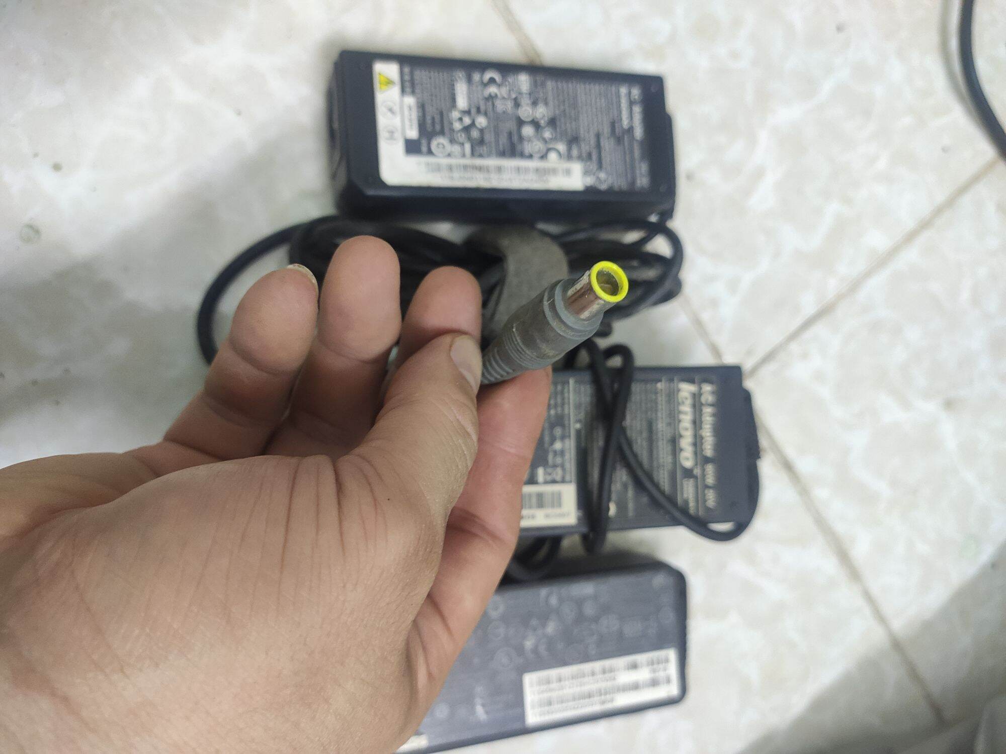 Sạc laptop Lenovo ThinkPad chân Kim to