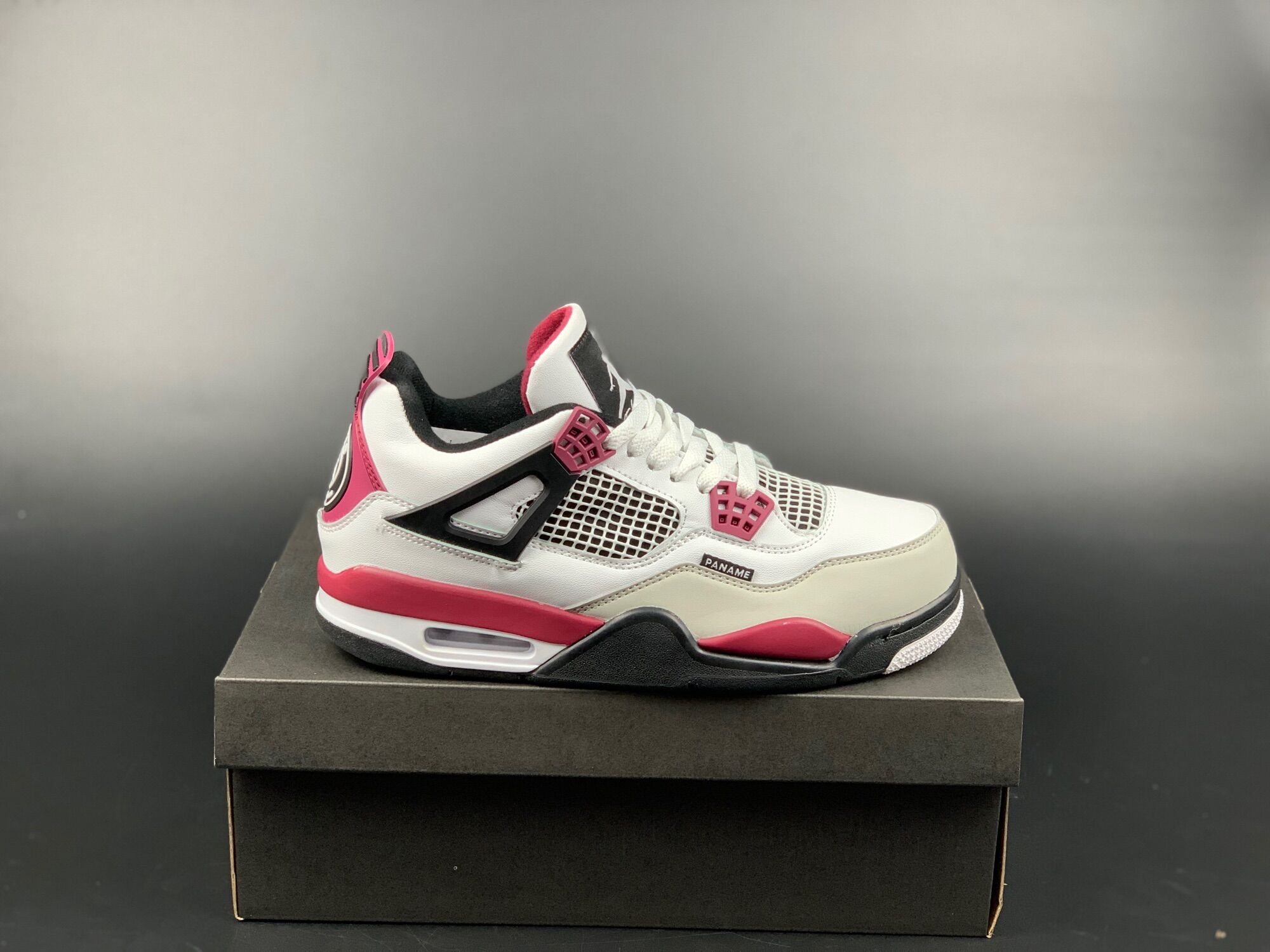 Giày thể thao/ Sneaker Jorden 4 Paris (Full box)