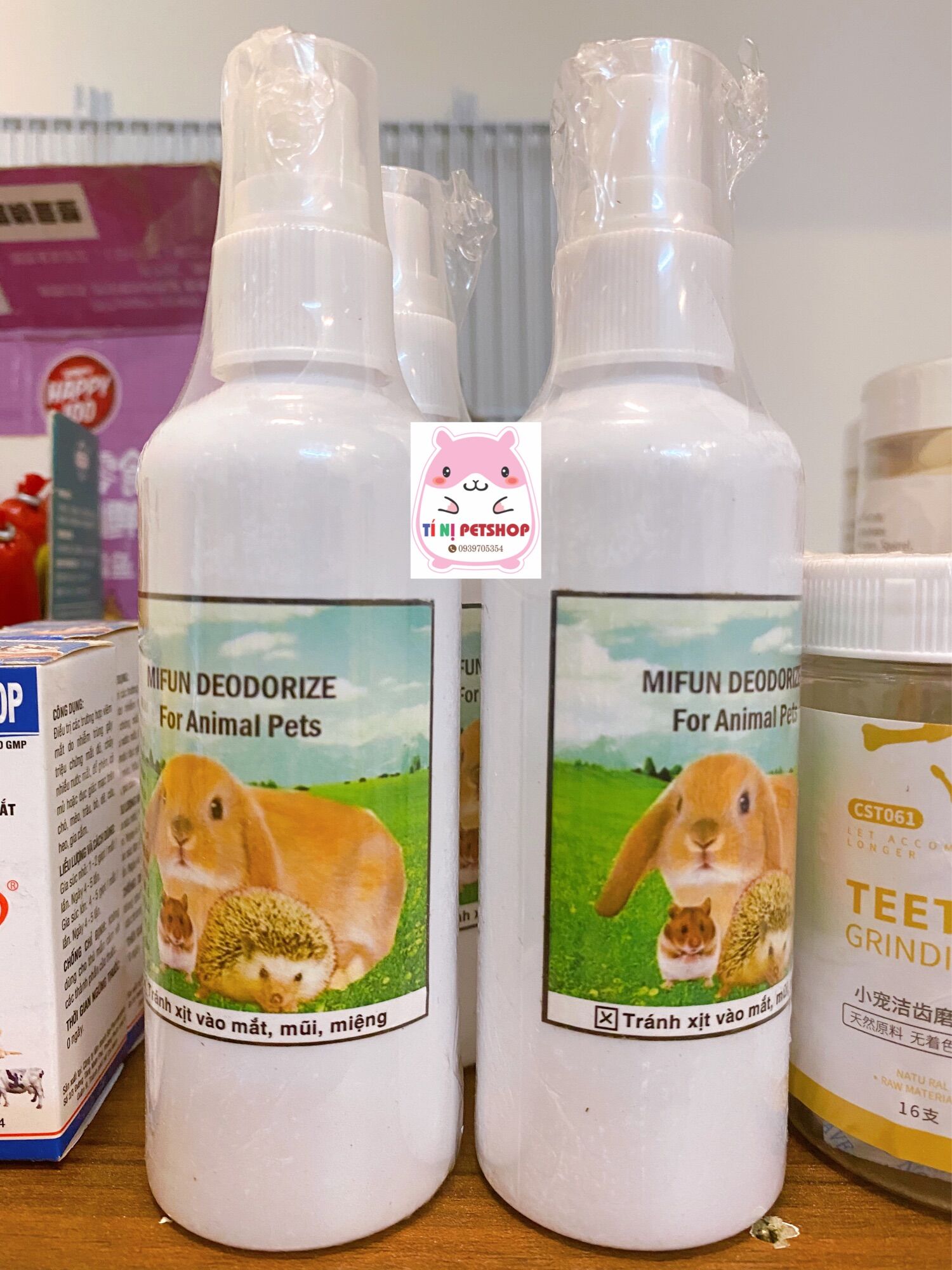 Chai xịt khử mùi hamster thỏ bọ ú nhím sóc rat...
