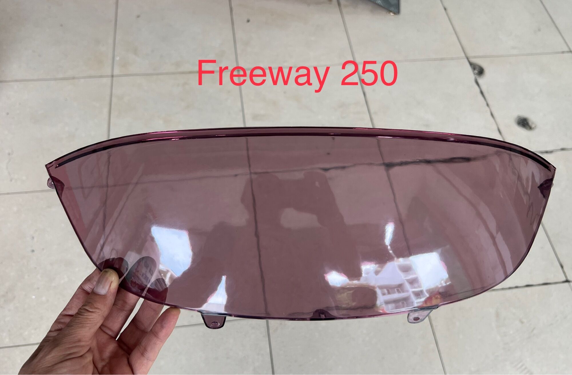 Kính chắn gió xe Freeway 250 hàng Thái Lan
