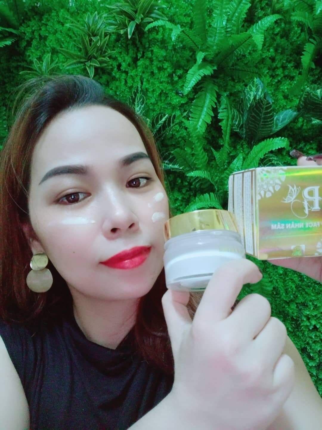 Kem face vip mờ nám