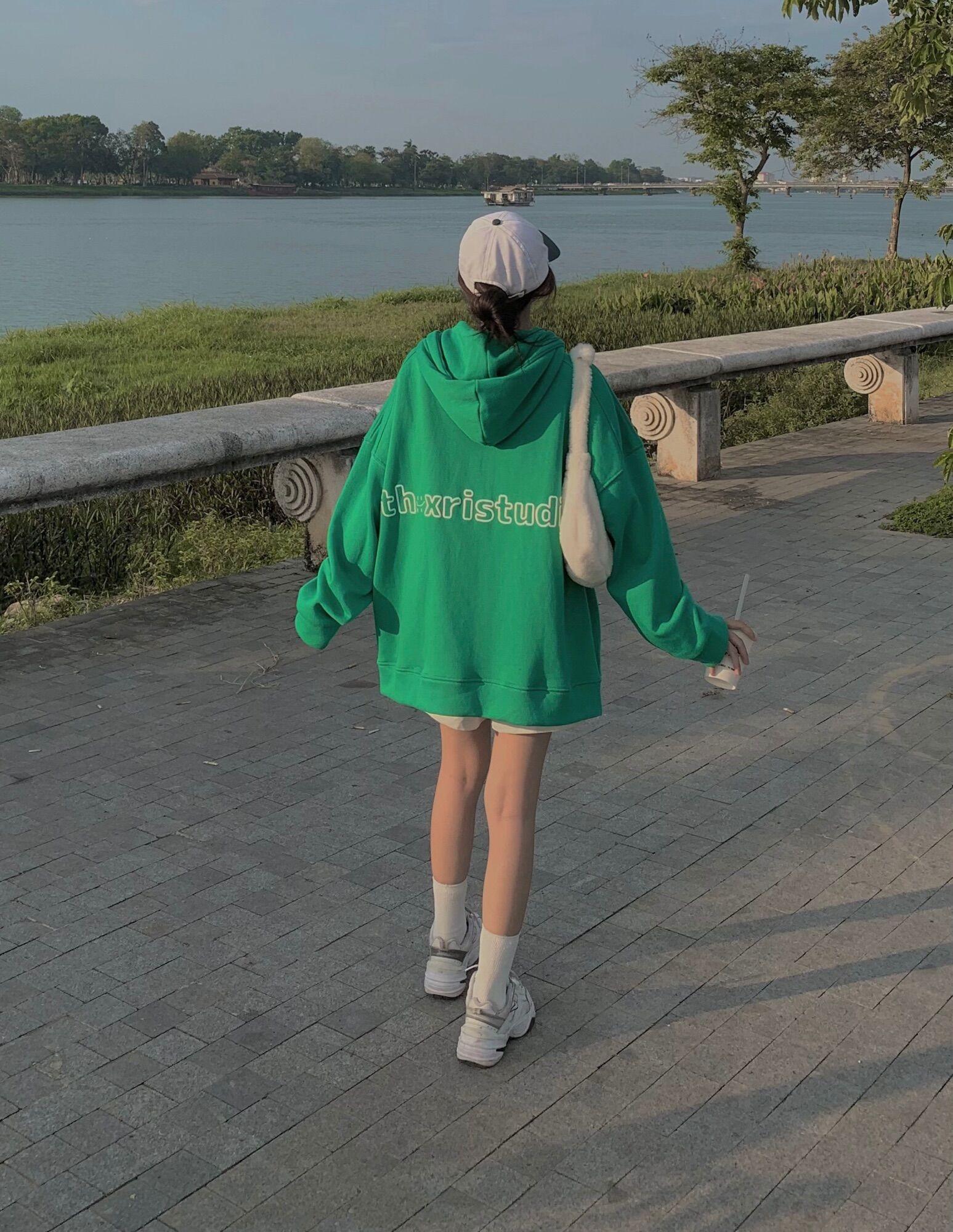 Hoodie Zip Basic / THOXRI