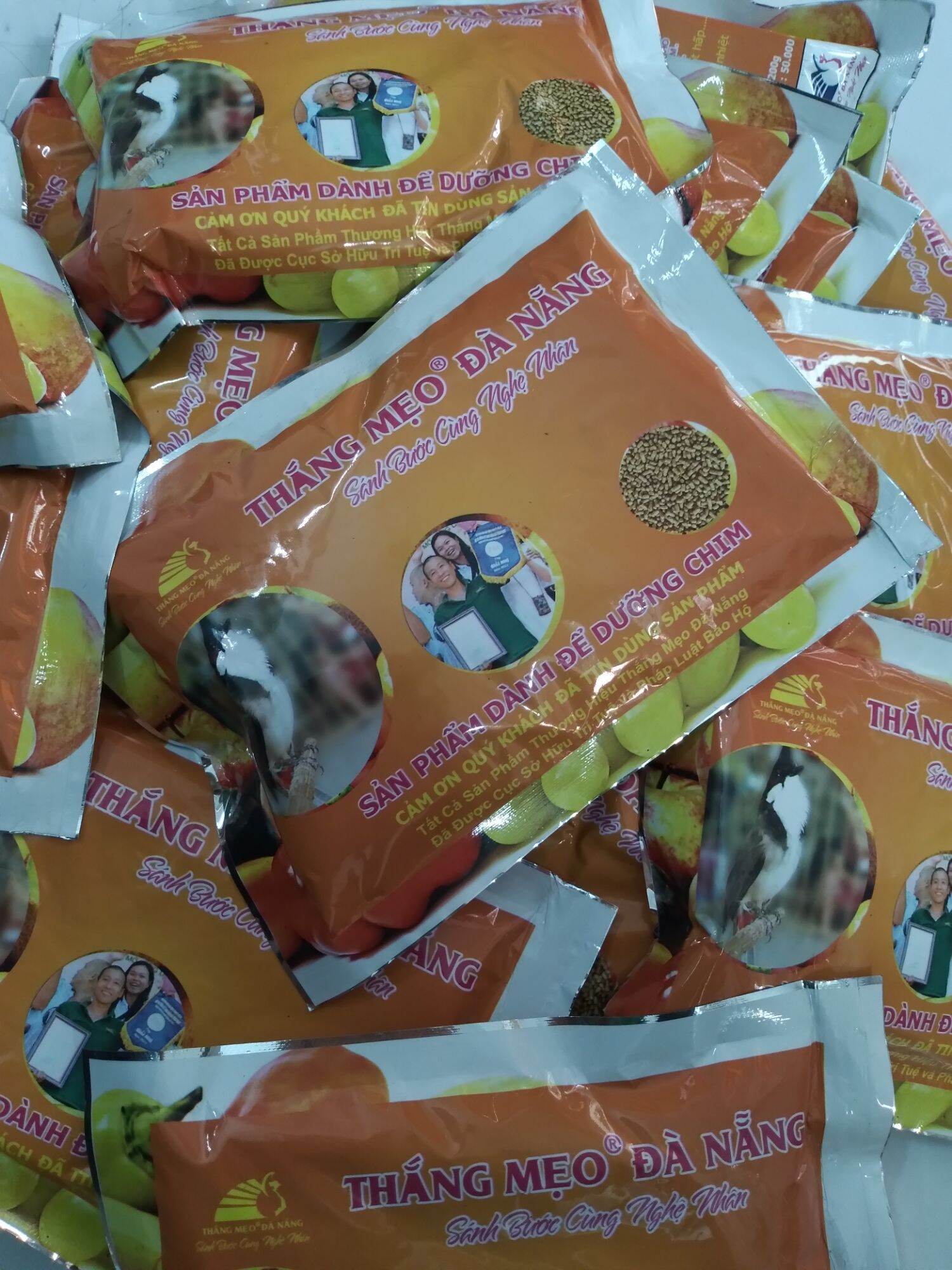 Cám chim chào mào Thắng mẹo (dành để dưỡng chim) 200g