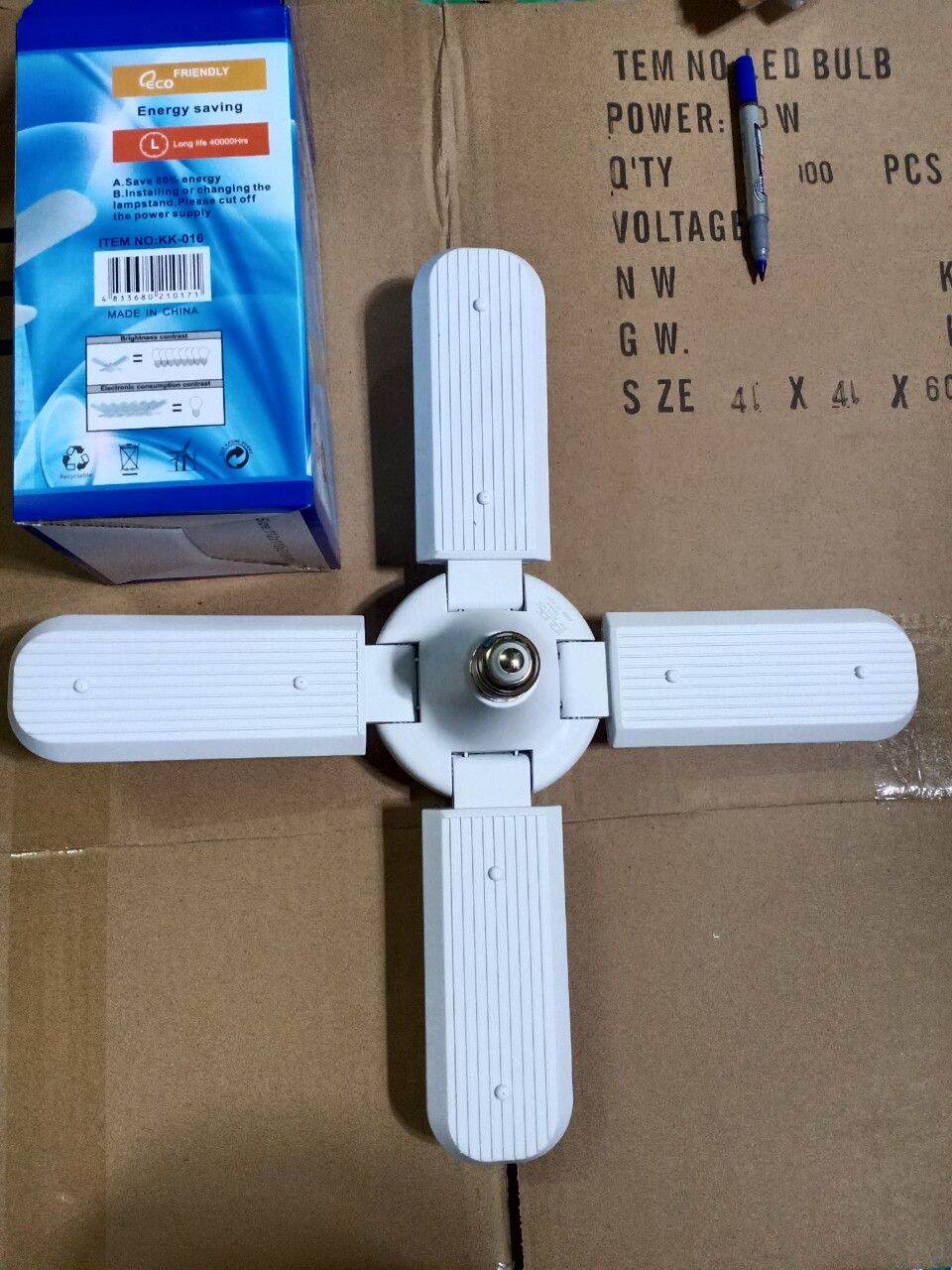 bóng đèn led 4 cánh 60W loại đẹp