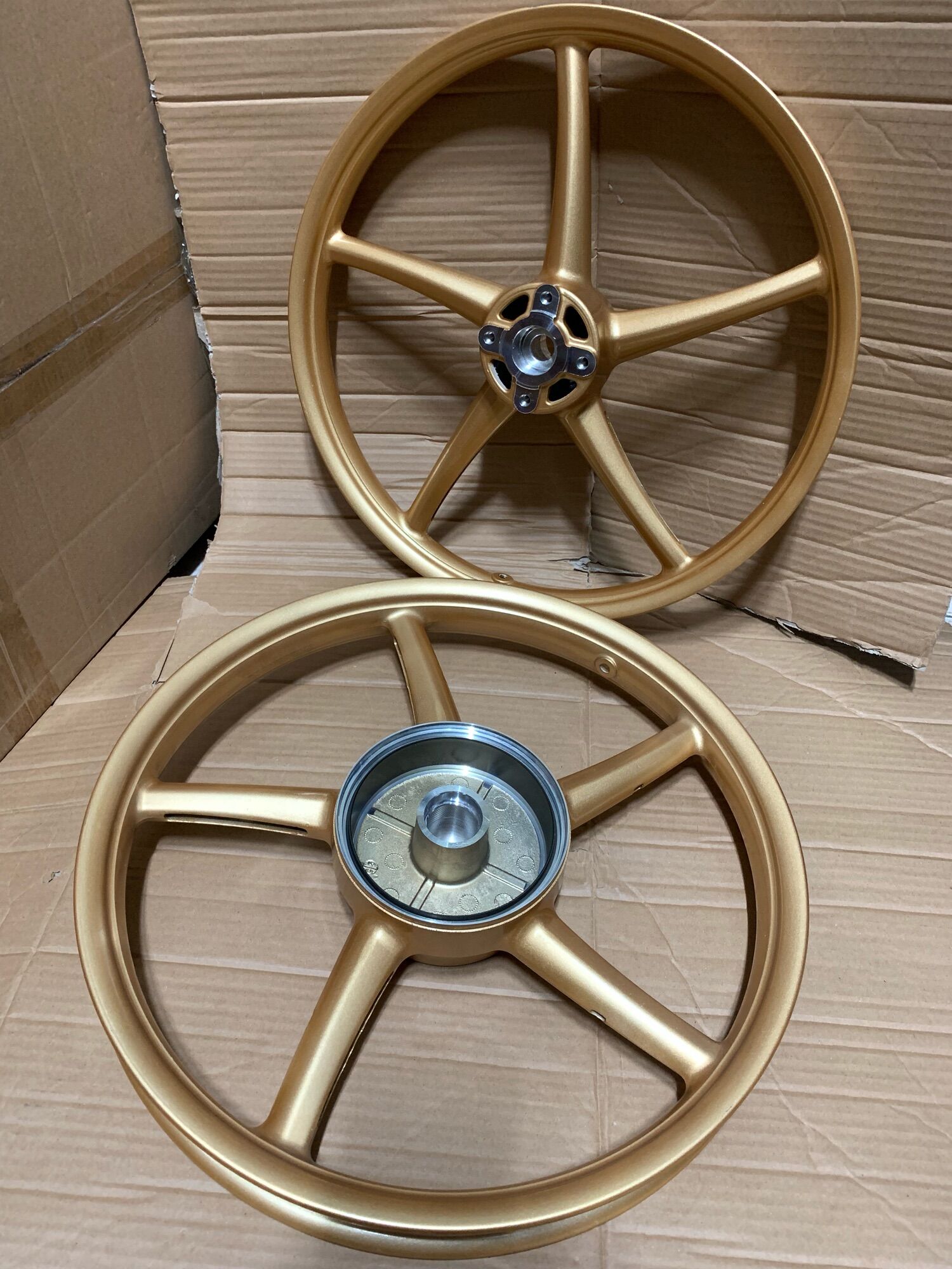 mâm 5 cây sirus bảng 1.4 và 1.6 hiệu Xmode