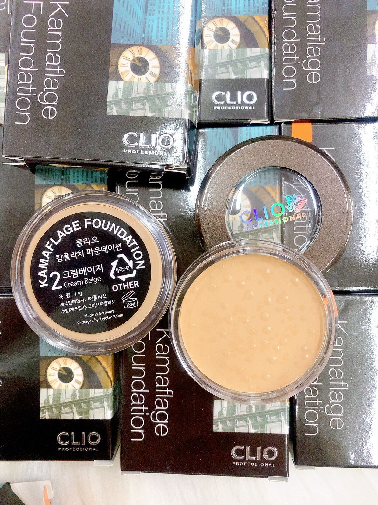Kem nền che khuyết điểm clio