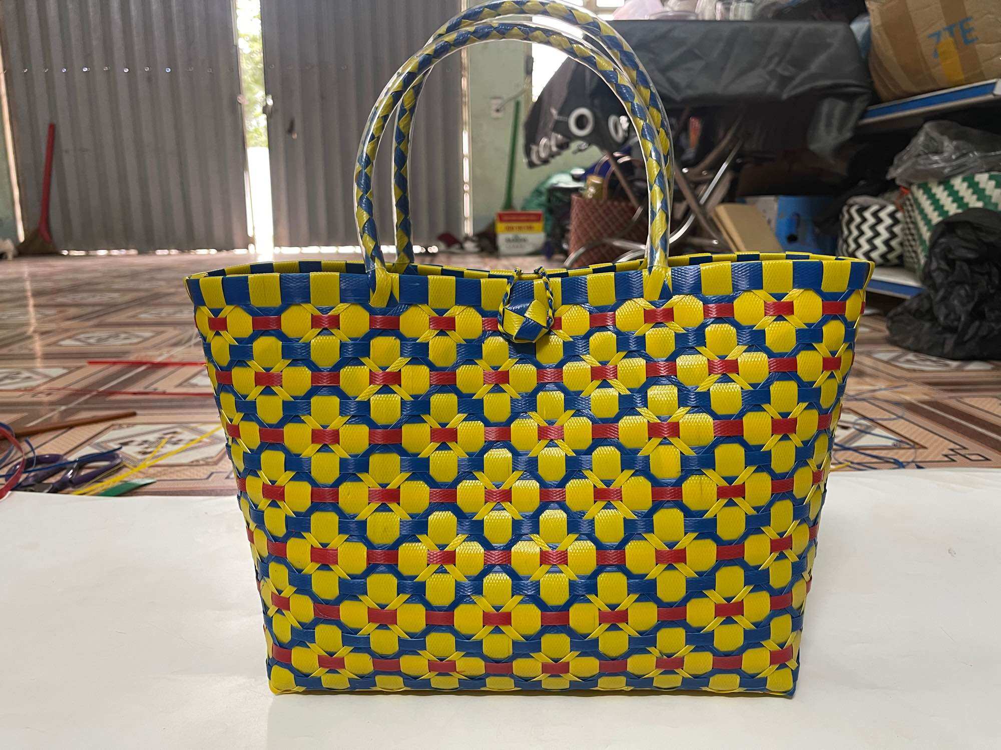 giỏ xách đan tay, giỏ hoa mai đan thủ công size 25cm size trung