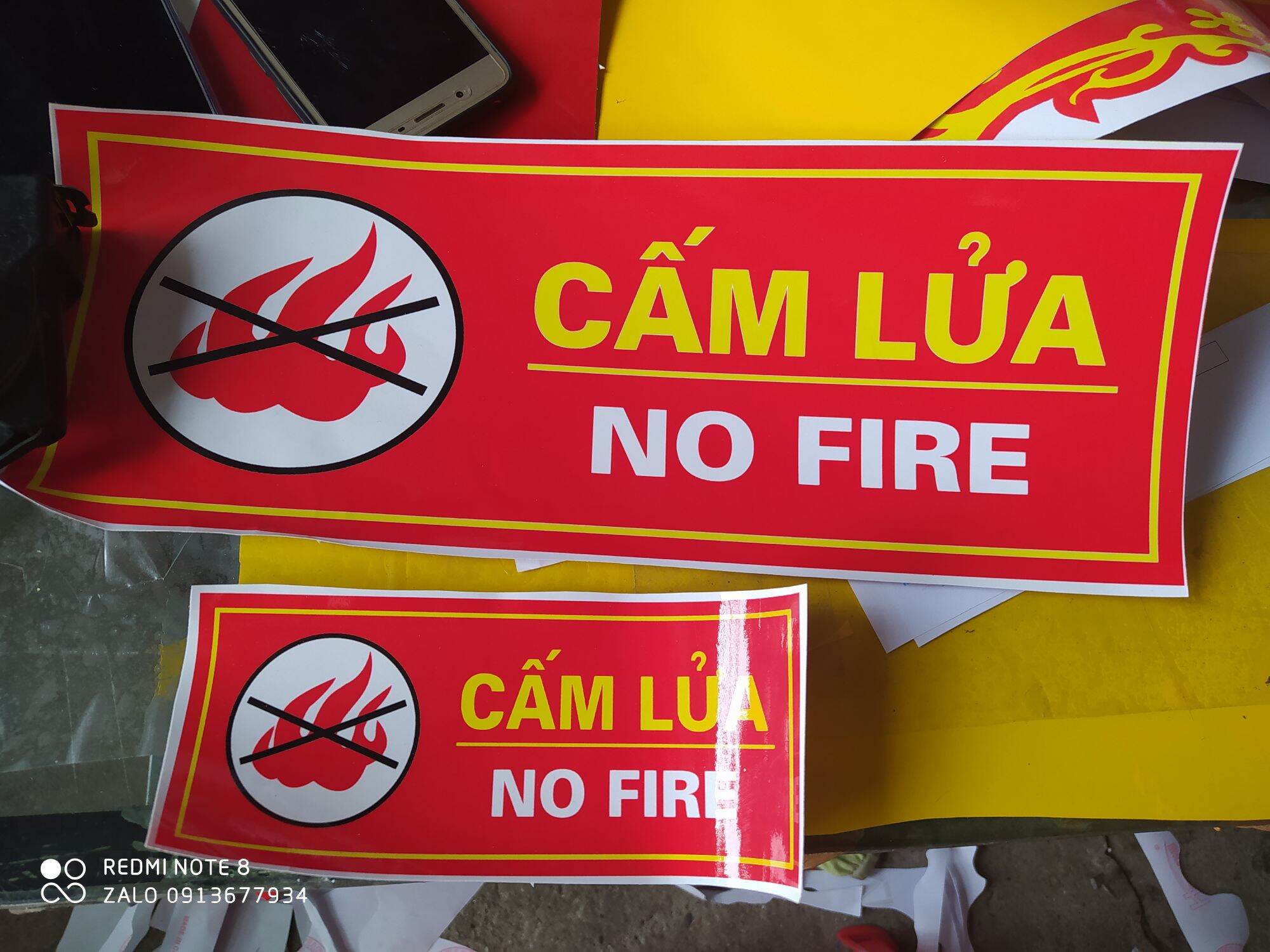 Tem decan chữ cấm lửa