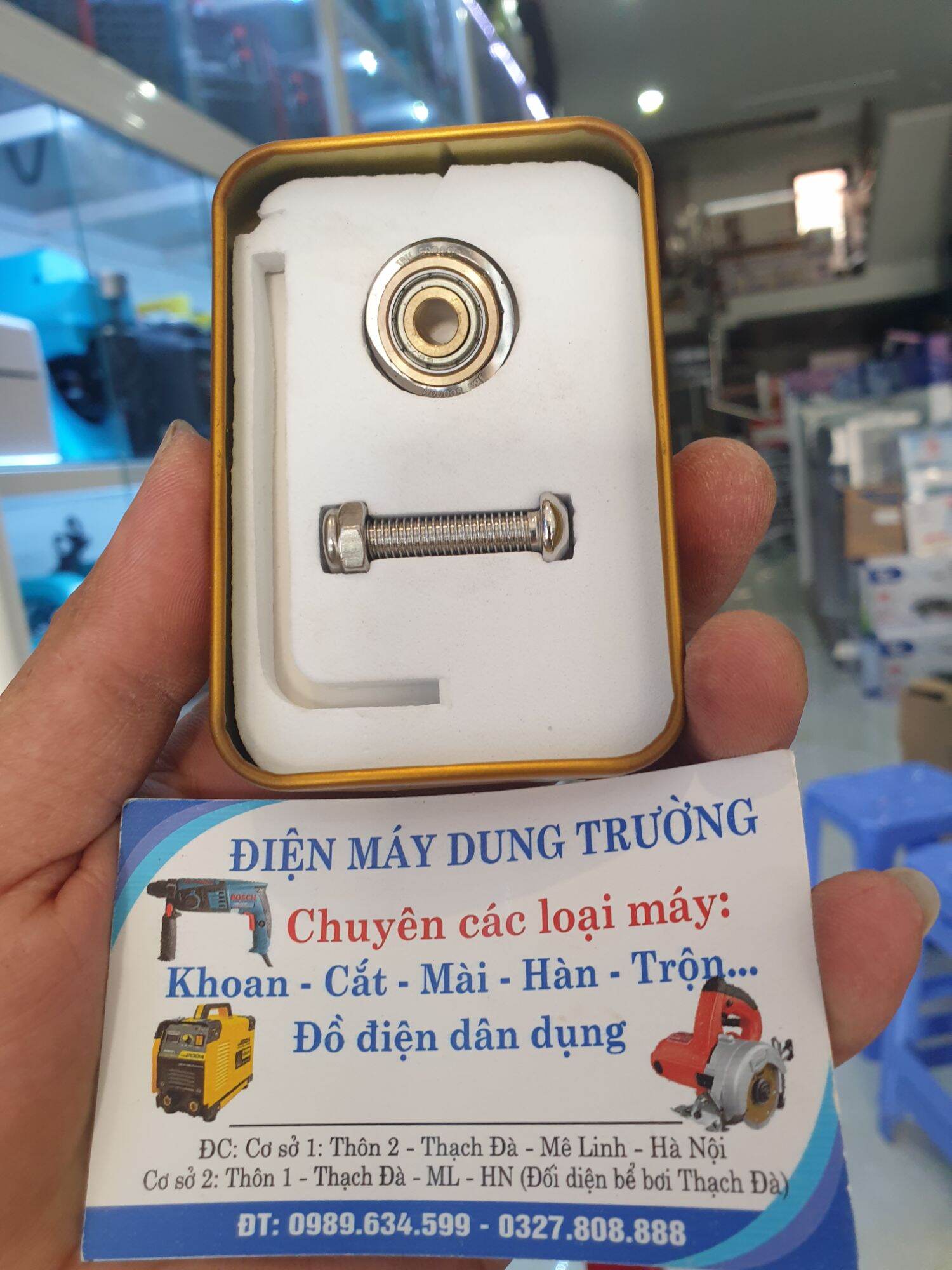 Lưỡi cắt gạch bàn đẩy tròn và bút