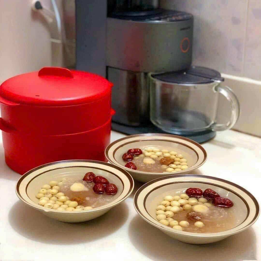 Xửng hấp Tupperware 2 tầng màu đỏ