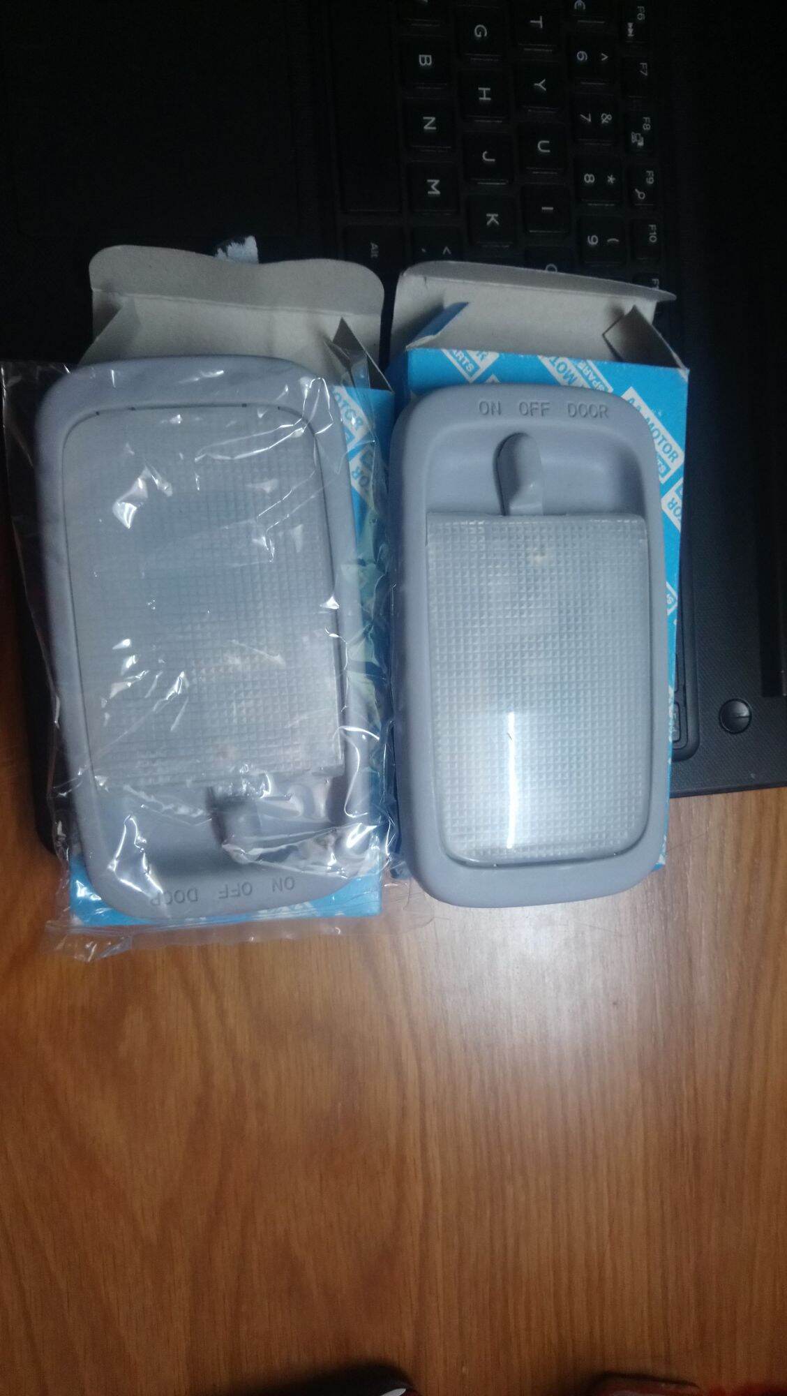 Đèn trần sau innova 2006-2015