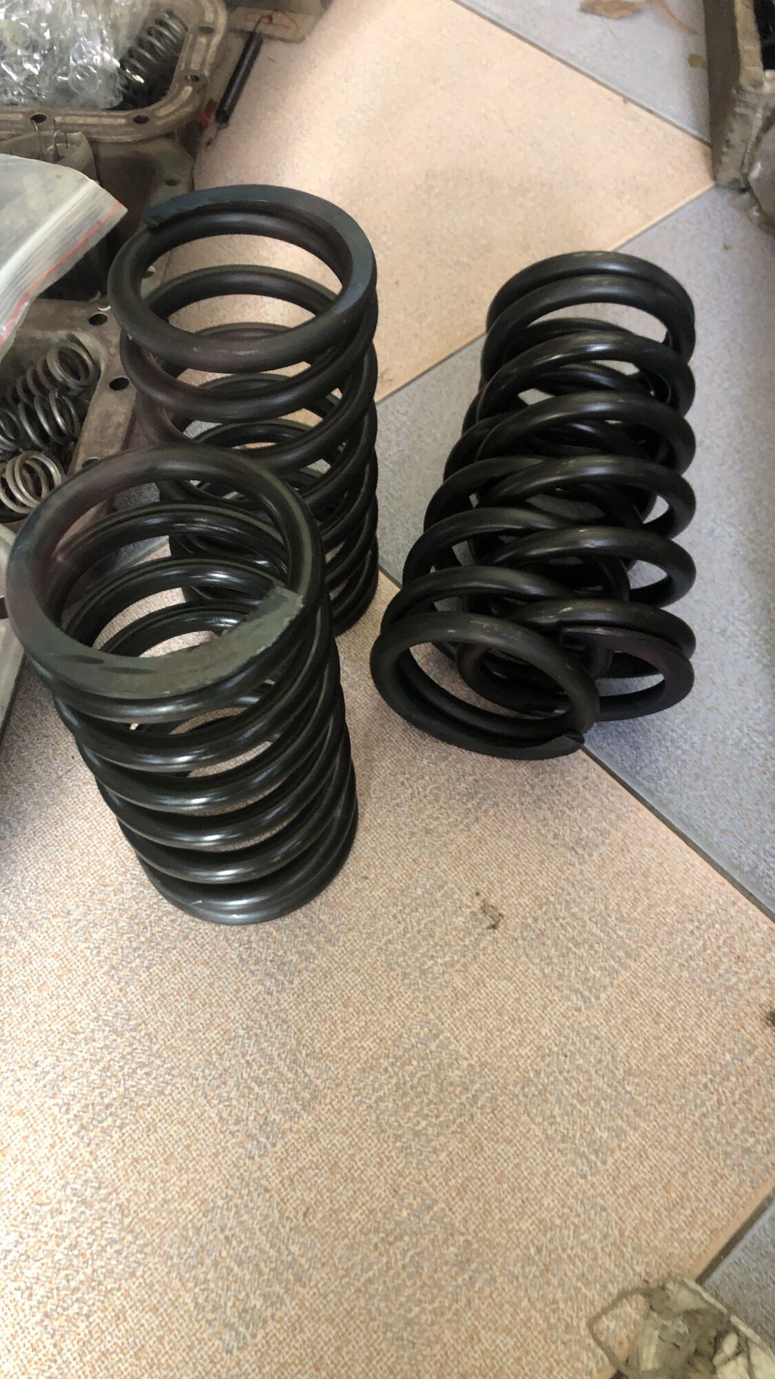 Lò xo nén phi 60 (sợi 7mm dài 220mm,thép chịu lực tốt)🤝🤝🤝