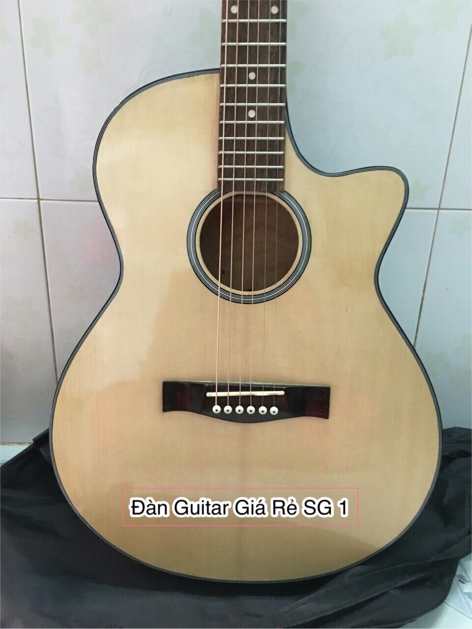 [HCM]Đàn guitar acoustic dành cho người mới tập