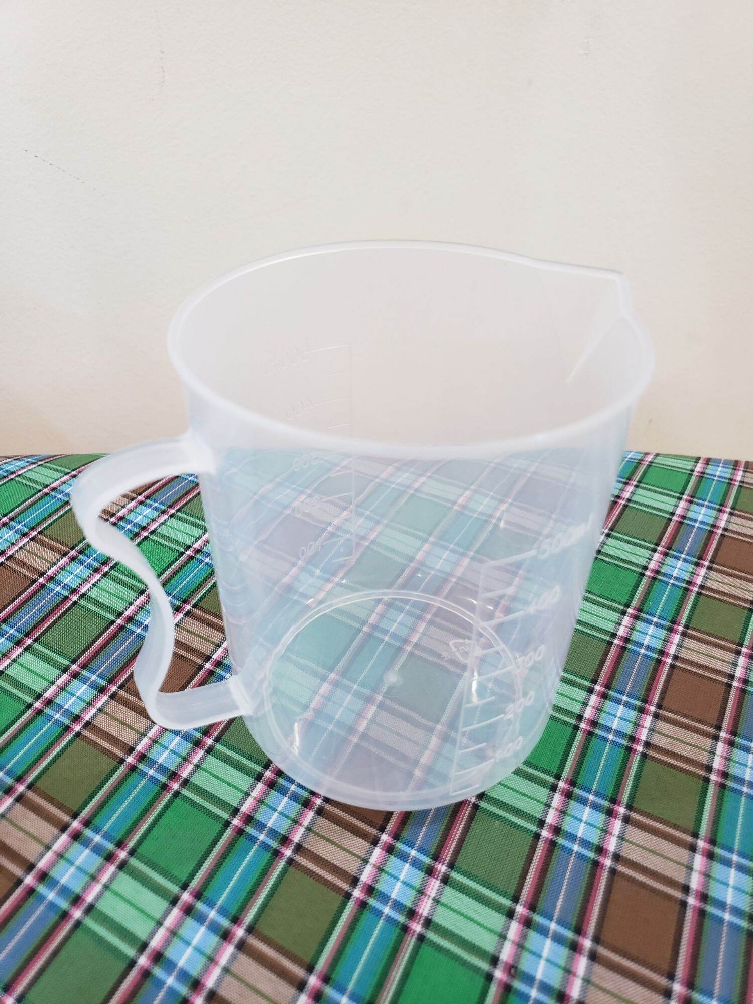 Chậu gội đầu tại giường
