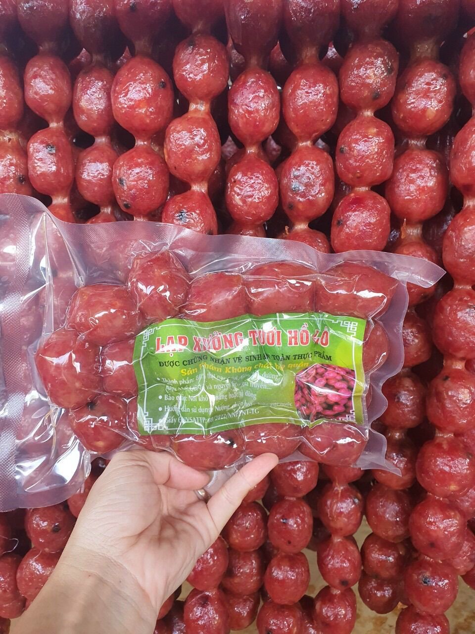 Lạp xưởng tươi hồ lô