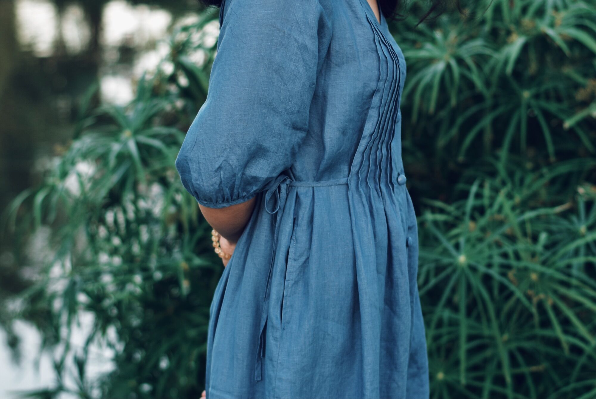 Đầm linen thắt eo