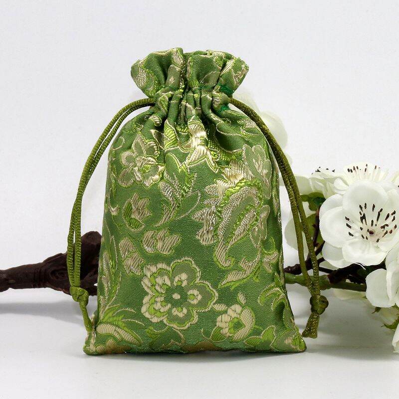 túi gấm đỏ dây rút dùng đựng trang sức 10x13cm