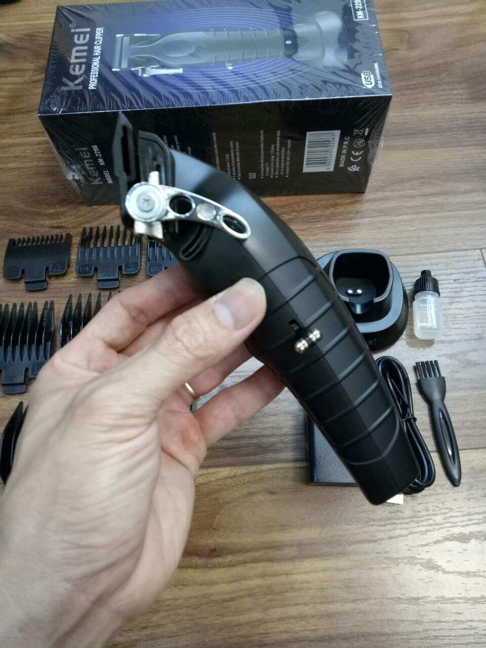 Tông đơ cắt tóc Kemei 2296