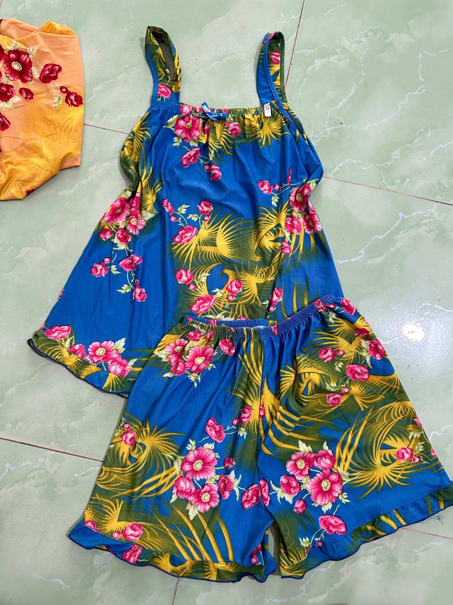 Set bộ ngủ thun lạnh đùi hai dây thời trang