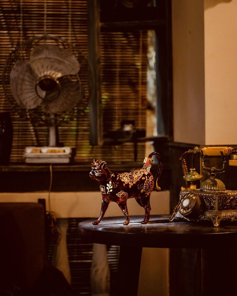 Vỏ Chai Thuỷ Tinh Hình Con Mèo
